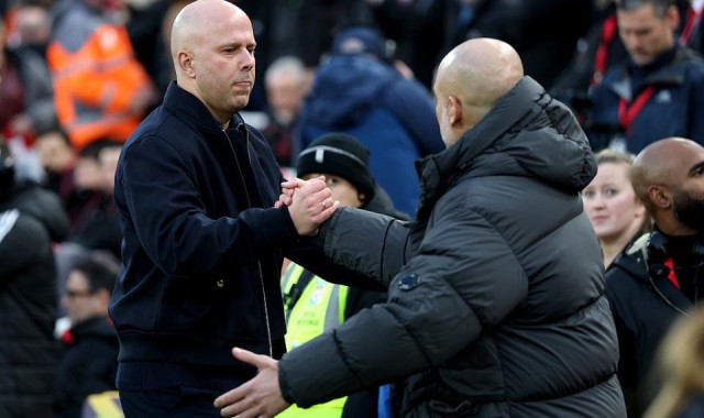 争议？利物浦主帅7轮1胜仍大笑！不满索博染红：放着让曼城进好了