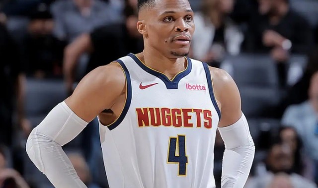 能打1到5号位绝非泛泛之辈，翻遍NBA历史 也就4人做到|奥兰多魔术队|体育数据分析|埃尔文-约翰逊|杜兰特|数据_新浪体育_新浪新闻