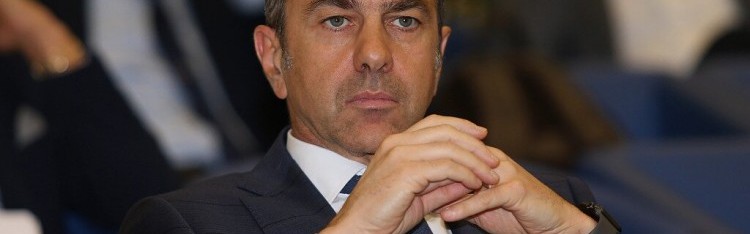 科斯塔库塔：我期待格拉维纳主动辞职，虽然责任并不全在他