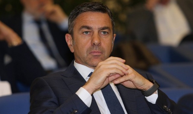 科斯塔库塔：我期待格拉维纳主动辞职，虽然责任并不全在他